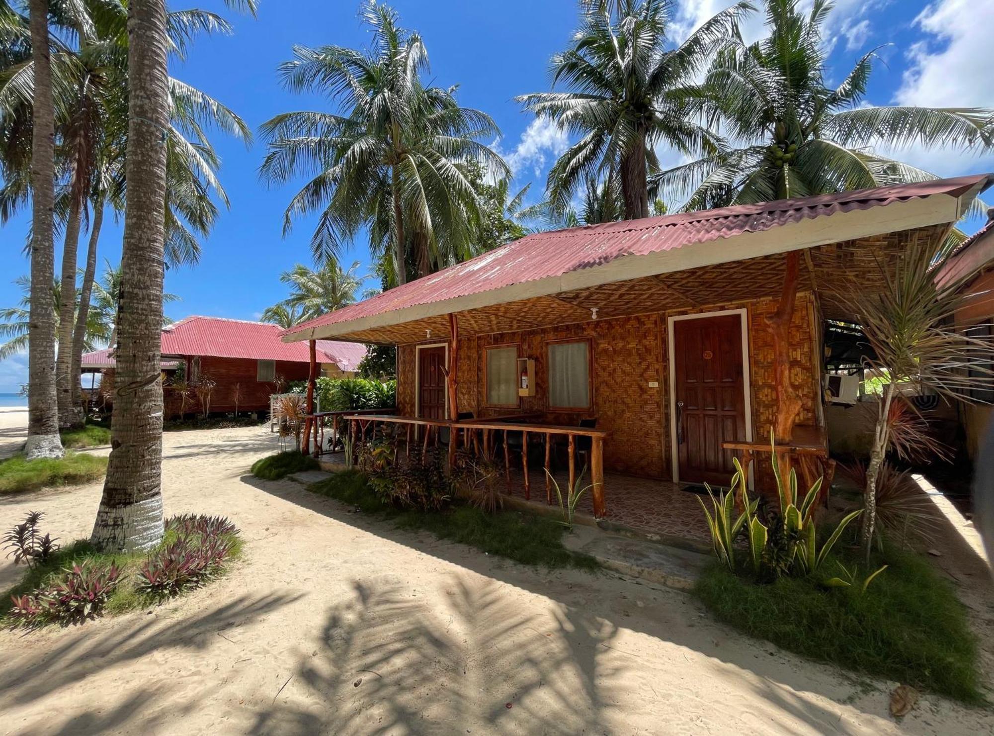 Beach Placid Resort Powered By Cocotel Ocoy المظهر الخارجي الصورة